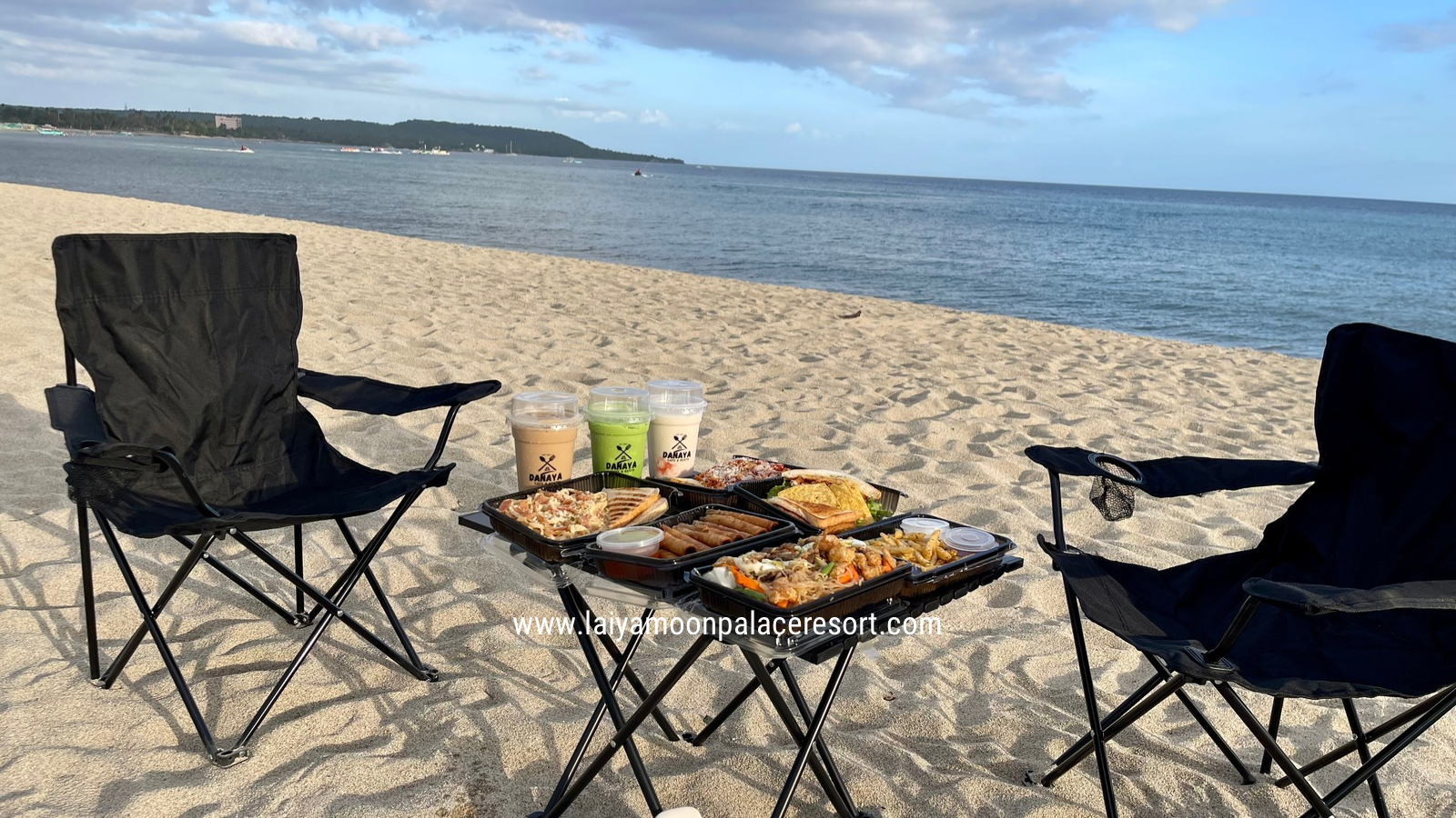 Blurred Market Sign Twitter Post